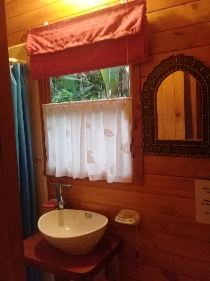 Hosteria La Roulotte - Mindo Εξωτερικό φωτογραφία